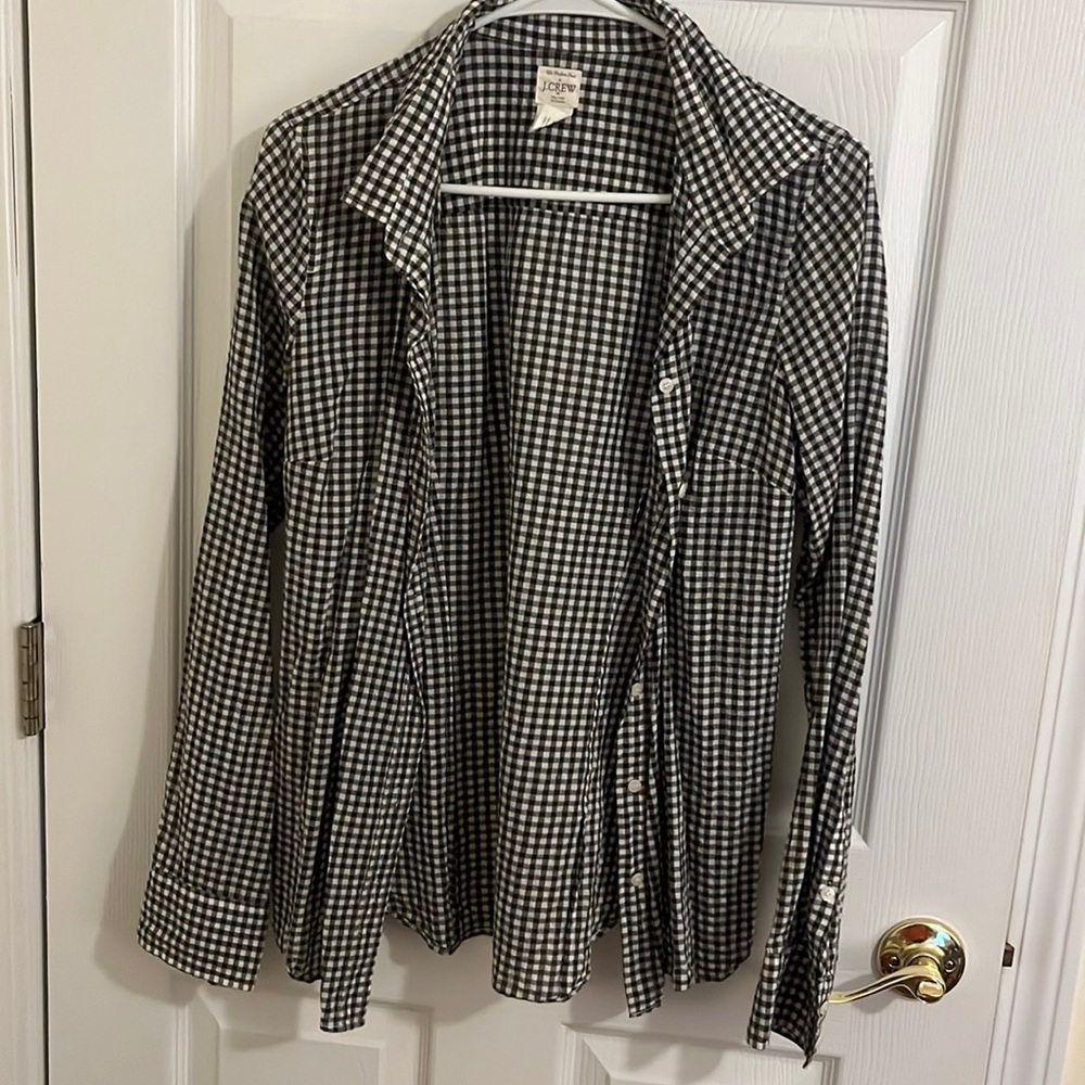 J. Crew The Perfect Shirt Collared Long Sleeve Button Down Checker Blouse. M.